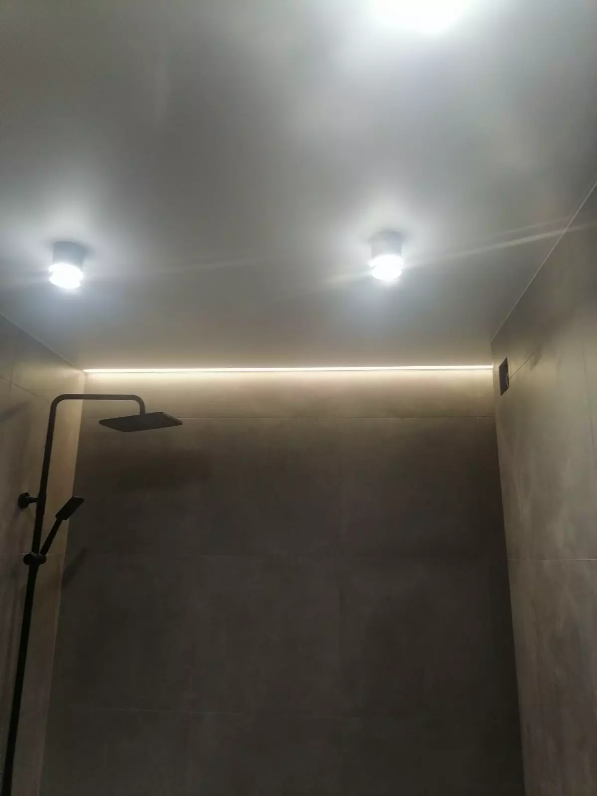 Луганск, проспект Дружбы народов, 48, фото 1